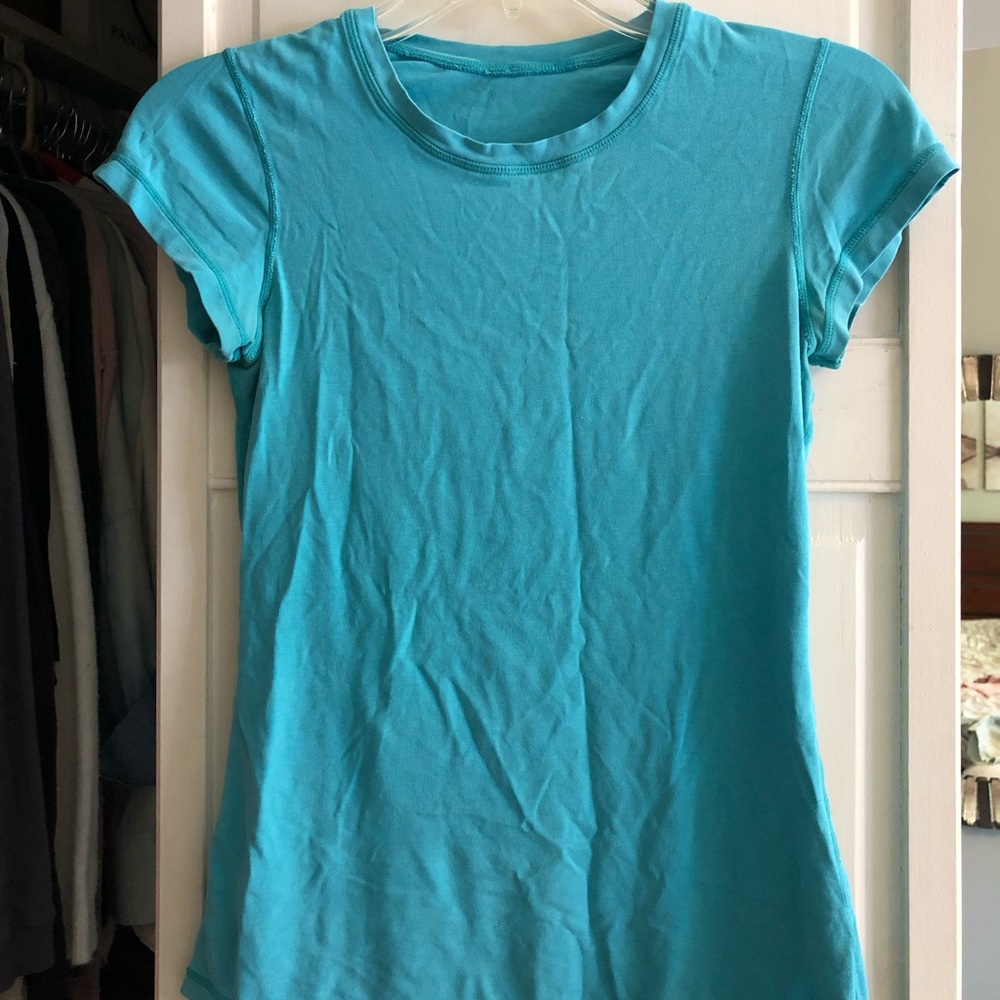 Lululemon tshirt blue size 6 women’s